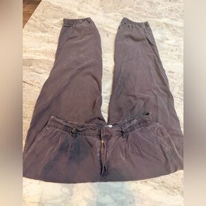GAP Khakis Women’s Large Lyocell Pants Elastic Waist Gray